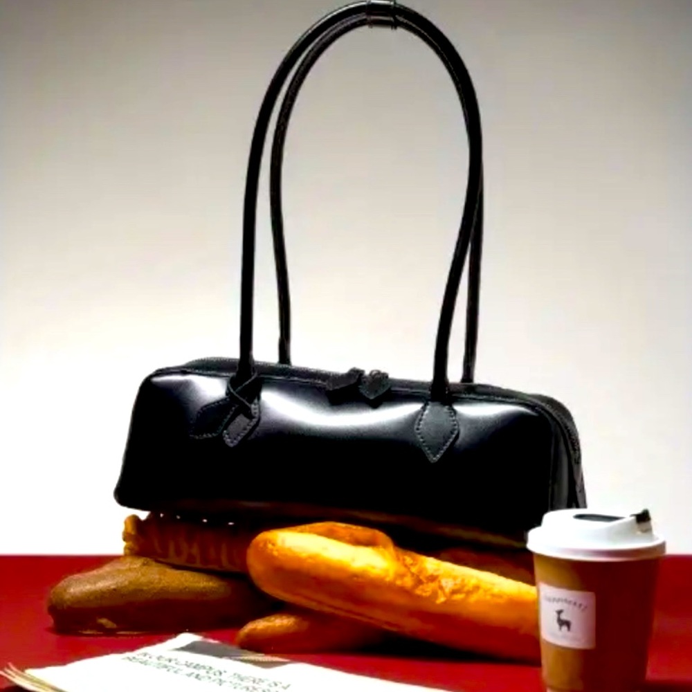 New - Unique - Vintage Inspired Faux Leather Baguette Bag - Black